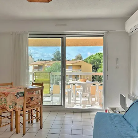 Au Lavandou - 4 Couchages, Climatise, Balcon, Piscine, Parking Inclus - Fr-1-251-480 Apartamento