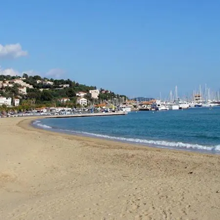 Au Lavandou - 4 Couchages, Climatise, Balcon, Piscine, Parking Inclus - Fr-1-251-480 아파트 *
